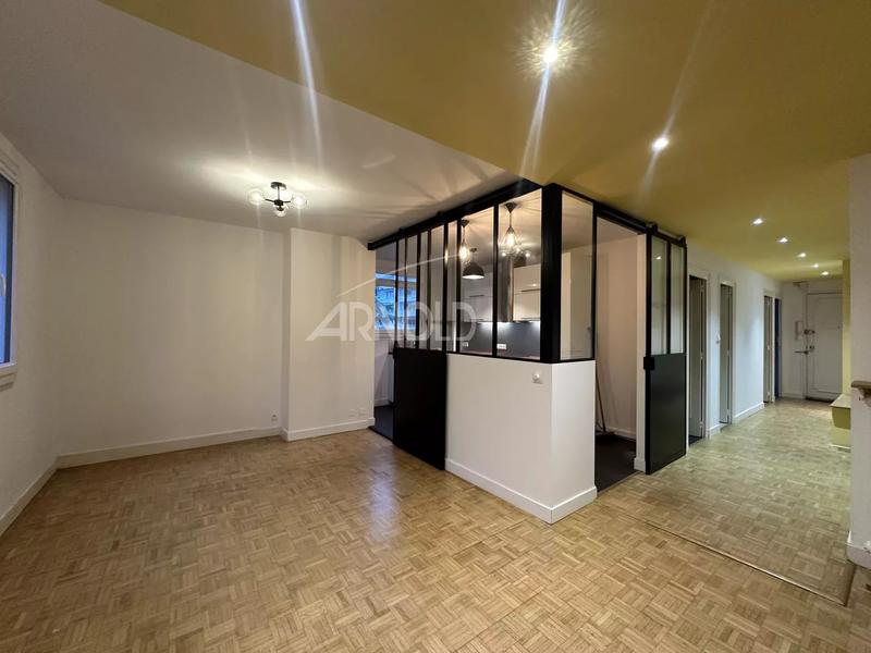 Appartement - 89 m² - 4 pièces