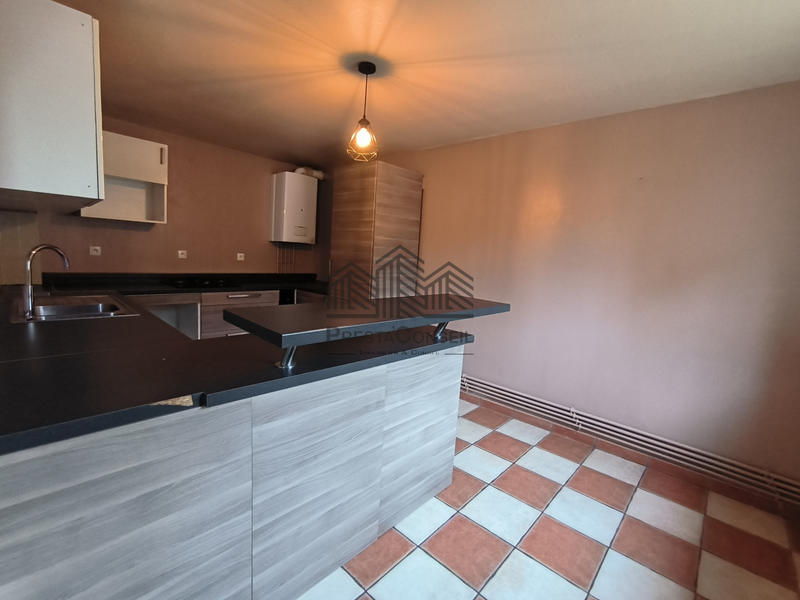 Maison - 84 m² - 4 pièces