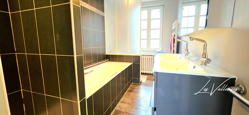 Manoir - 270 m² - 10 pièces