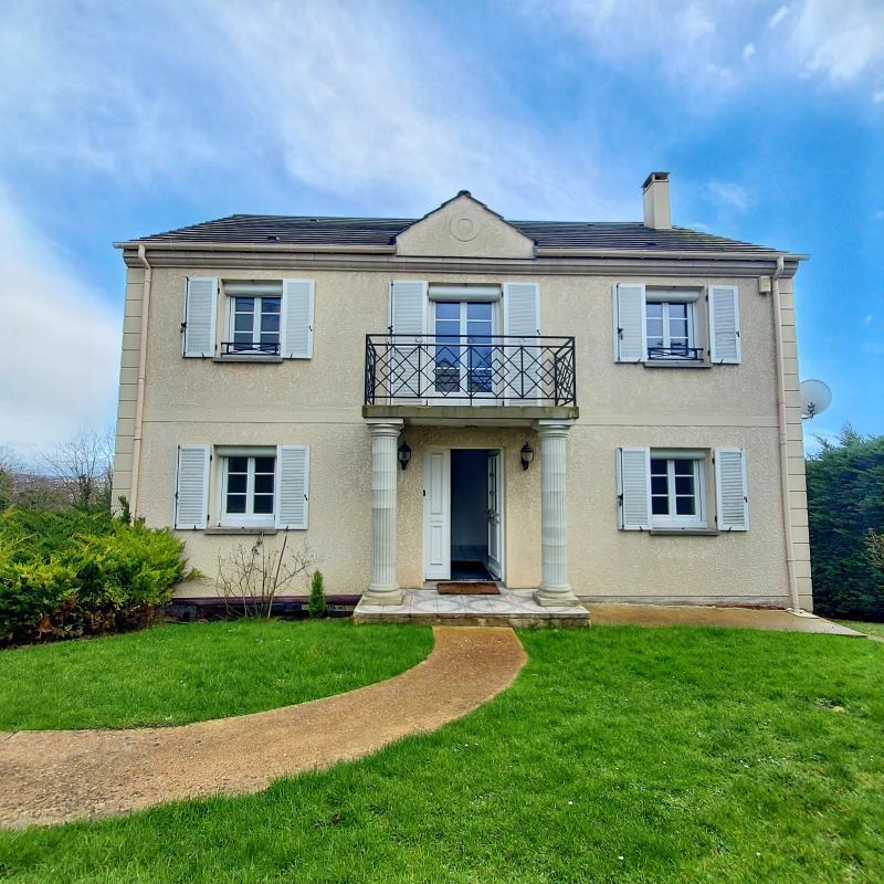 Maison - 147 m² - 6 pièces