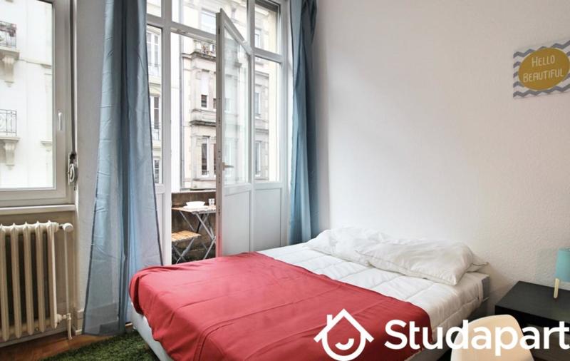 Chambre - 13 m² - 1 pièce