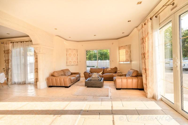 Maison - 155 m² - 6 pièces