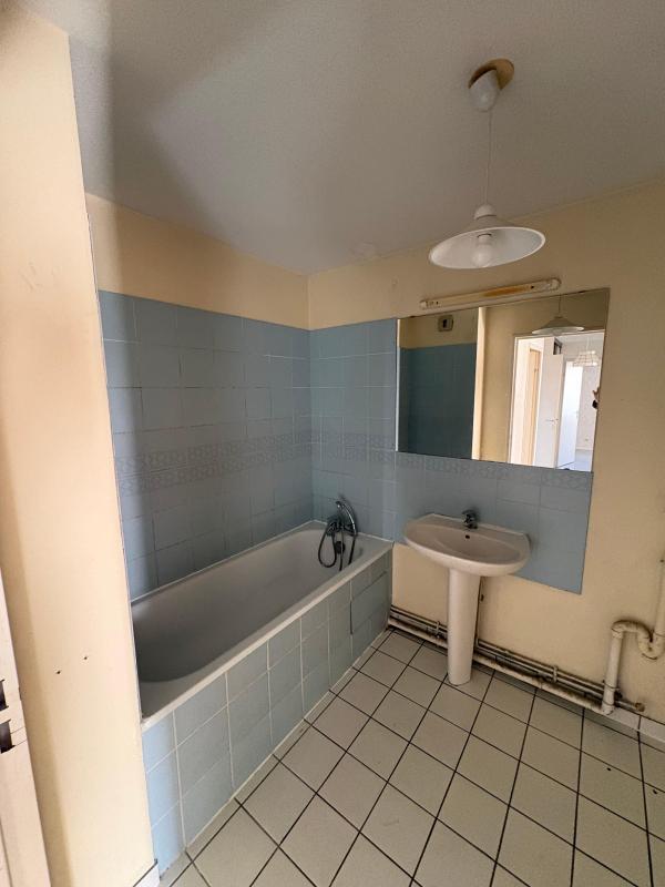 Appartement - 77 m² - 4 pièces