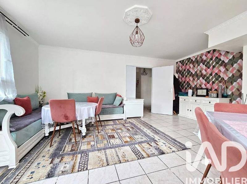 Appartement - 94 m² - 5 pièces