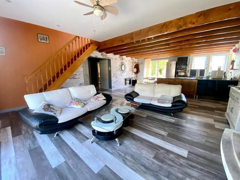 Maison - 147 m² - 6 pièces