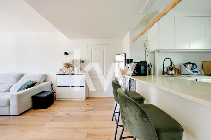 Appartement - 75 m² - 4 pièces