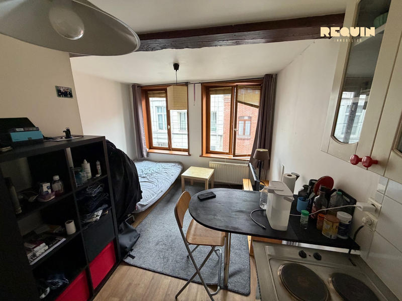 Appartement - 100 m² - 6 pièces