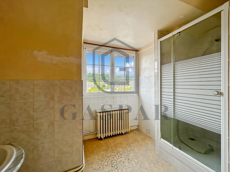 Maison - 99 m² - 5 pièces