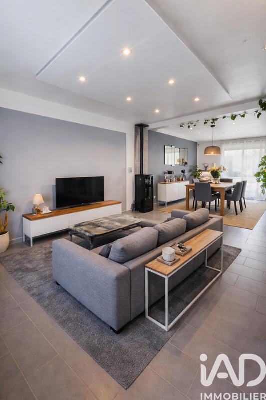 Maison - 140 m² - 6 pièces