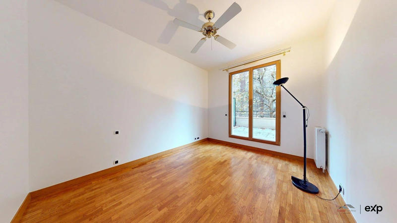 Appartement - 120 m² - 4 pièces