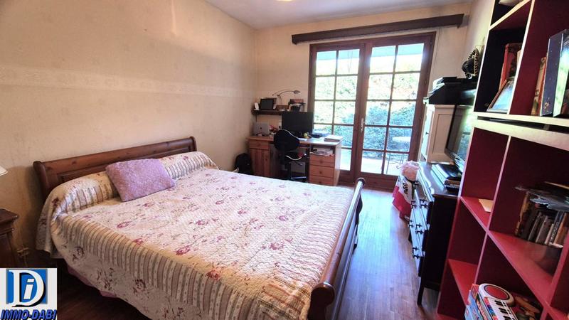 Villa - 164 m² - 6 pièces