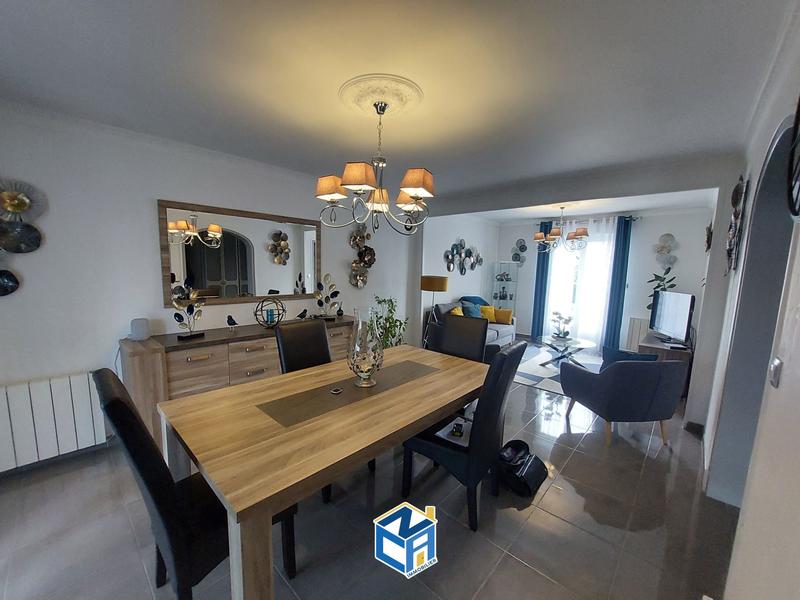 Maison traditionnelle - 116 m² - 5 pièces