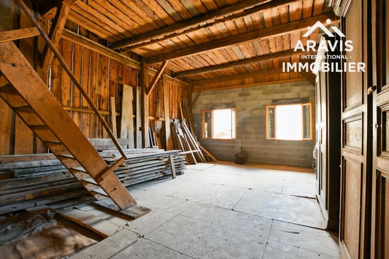 Maison - 132 m² - 9 pièces