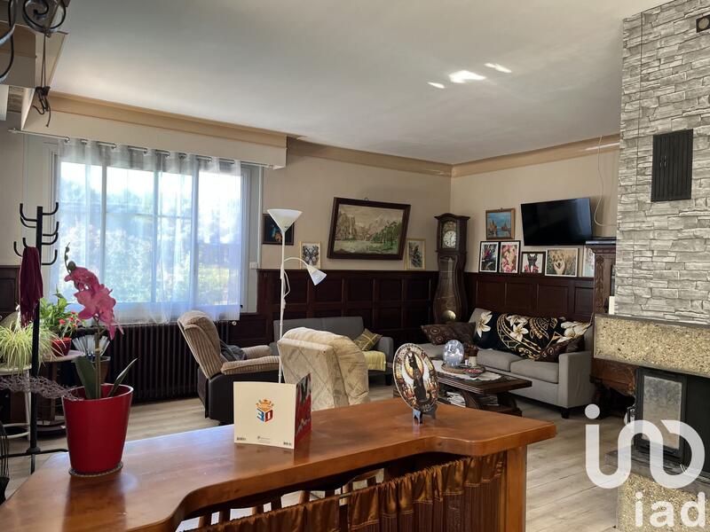 Maison - 268 m² - 7 pièces