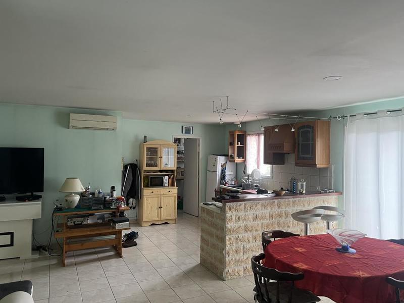 Propriété - 90 m² - 4 pièces