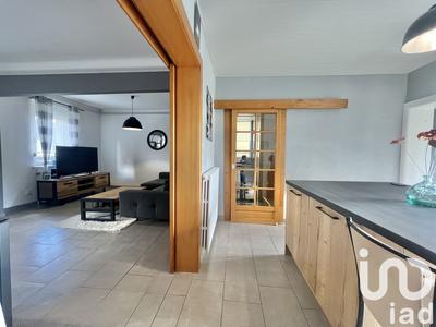 Maison - 127 m² - 7 pièces