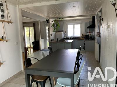 Maison - 94 m² - 4 pièces