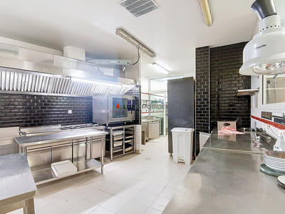 Local commercial - 54 m² - 1 pièce