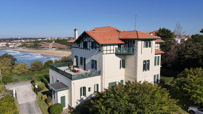 Appartement - 93 m² - 4 pièces