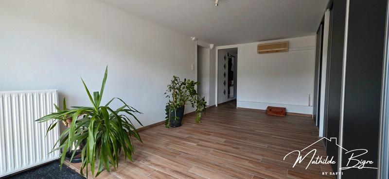 Maison - 166 m² - 6 pièces