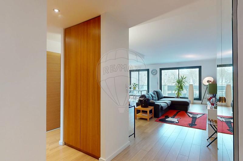 Appartement - 80 m² - 3 pièces