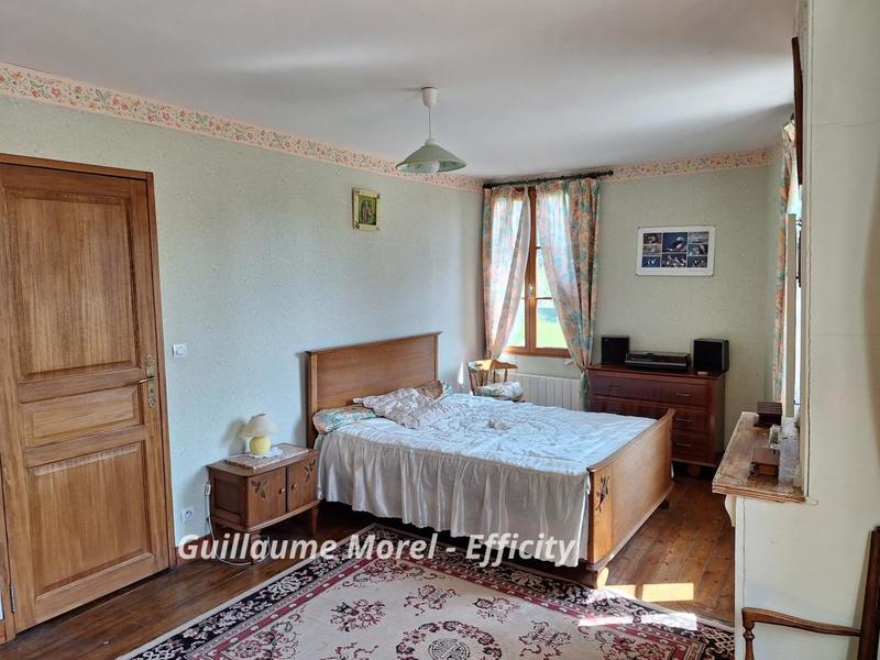 Maison - 159 m² - 7 pièces