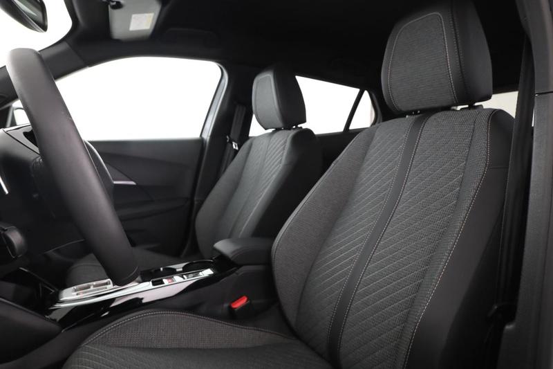 Peugeot 2008 1.2 Hybrid Allure e-Dcs6 136 ch