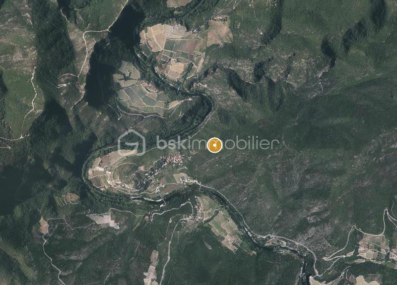 Terrain de loisirs - 18 240 m²