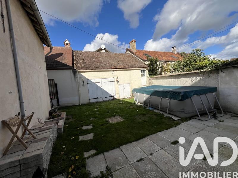 Maison - 198 m² - 5 pièces