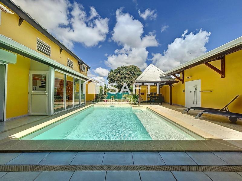 Maison - 160 m² - 7 pièces