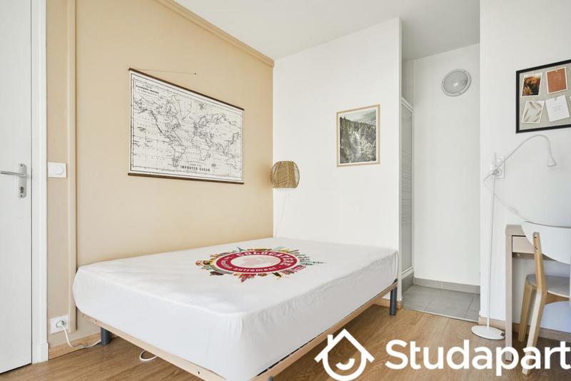 Chambre - 10 m² - 1 pièce