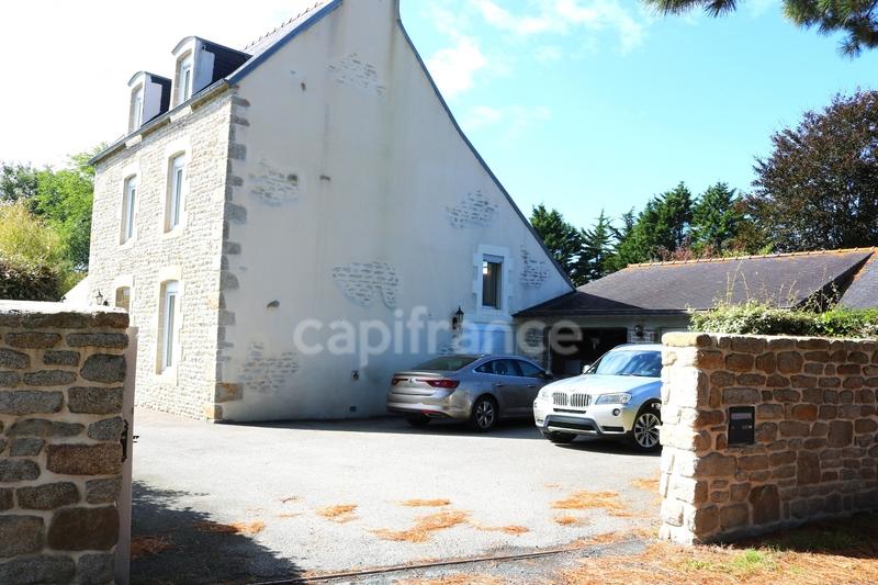 Propriété - 193 m² - 8 pièces