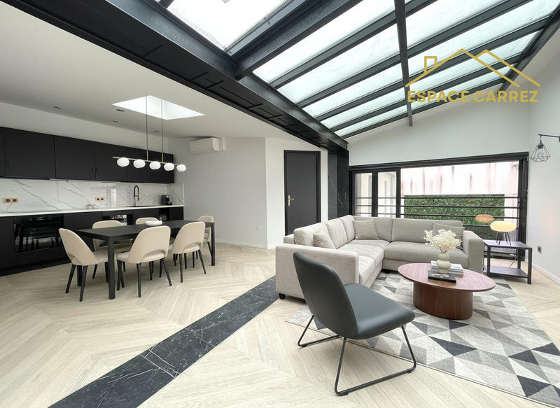 Appartement - 90 m² - 4 pièces