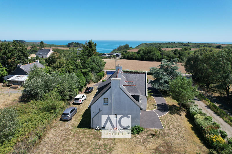 Maison - 152 m² - 7 pièces