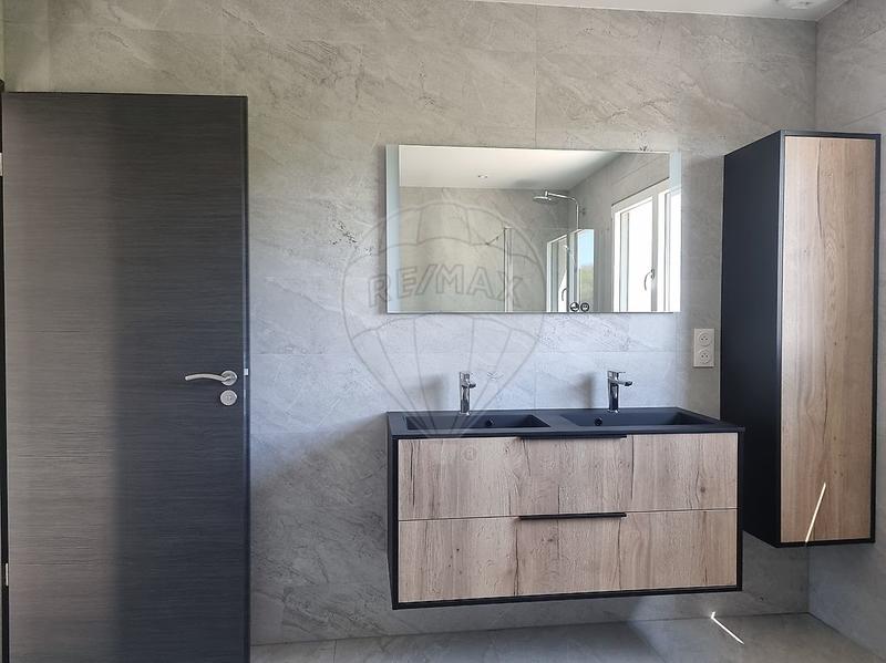 Maison - 162 m² - 7 pièces