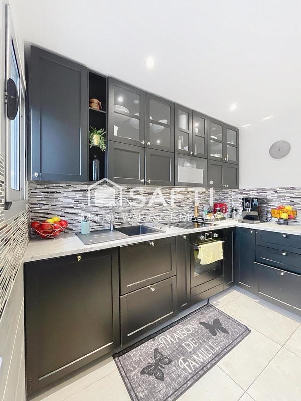 Maison - 84 m² - 4 pièces