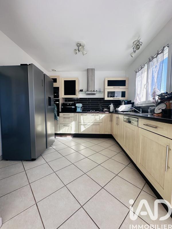 Maison - 153 m² - 8 pièces