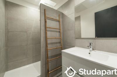 Chambre - 14 m² - 1 pièce