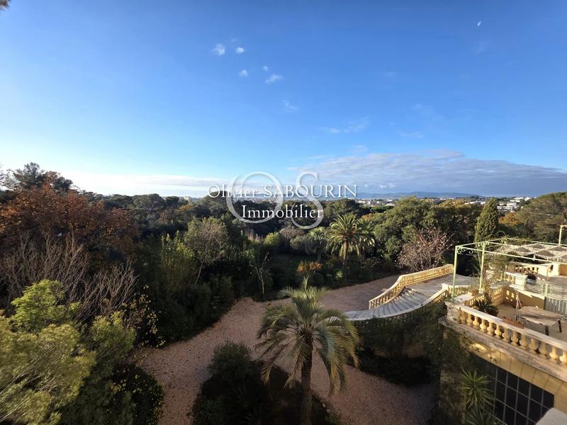 Appartement - 107 m² - 3 pièces