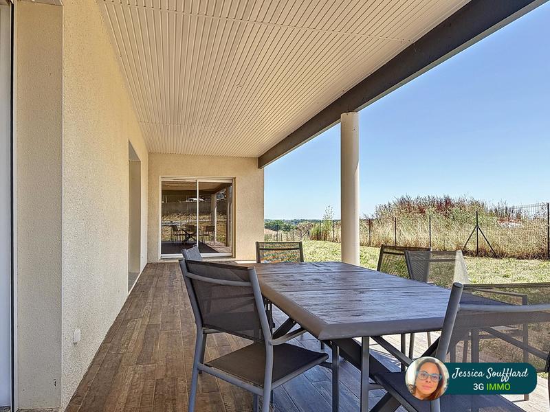 Maison - 138 m² - 5 pièces