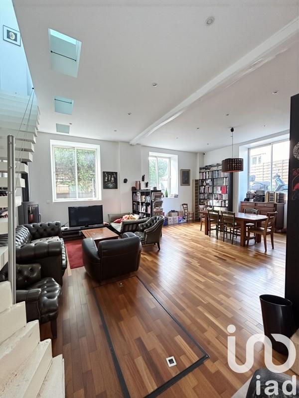 Maison - 137 m² - 6 pièces