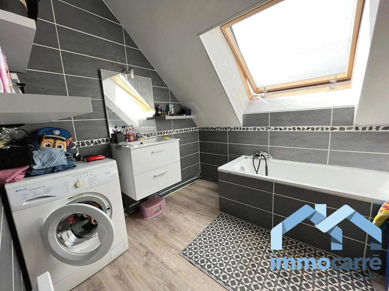 Maison - 170 m² - 8 pièces