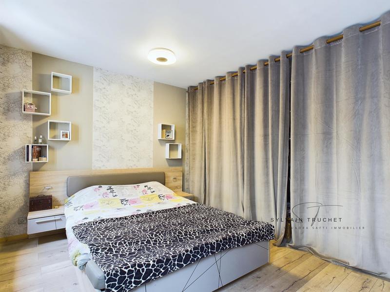 Appartement - 89 m² - 4 pièces