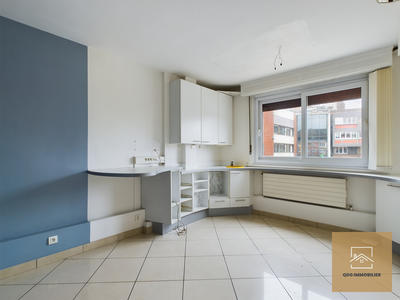 Appartement - 90 m² - 3 pièces