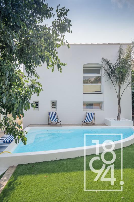 Maison d'architecte - 239 m² - 6 pièces