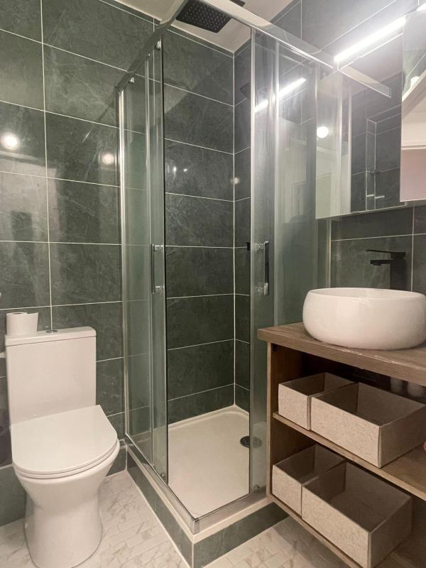 Studio - 25 m² - 1 pièce