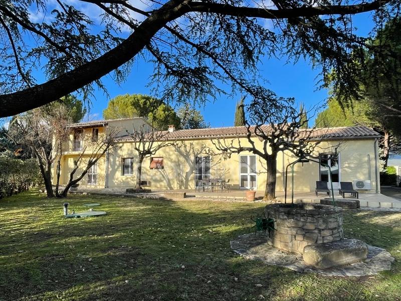 Maison - 165 m² - 6 pièces