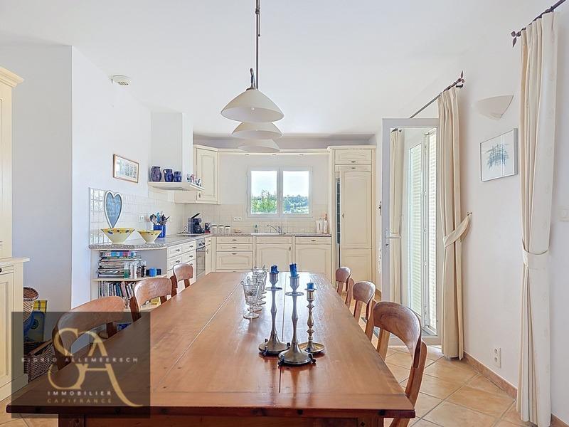 Maison - 174 m² - 5 pièces