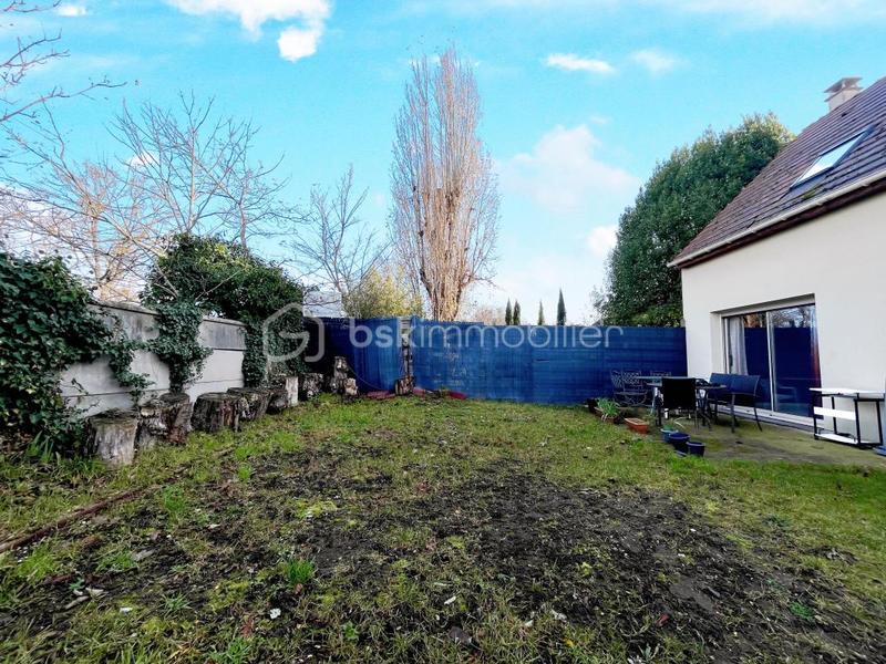 Maison - 87 m² - 5 pièces