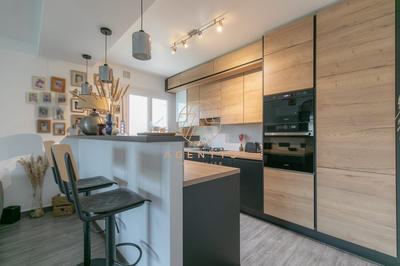 Appartement - 72 m² - 3 pièces